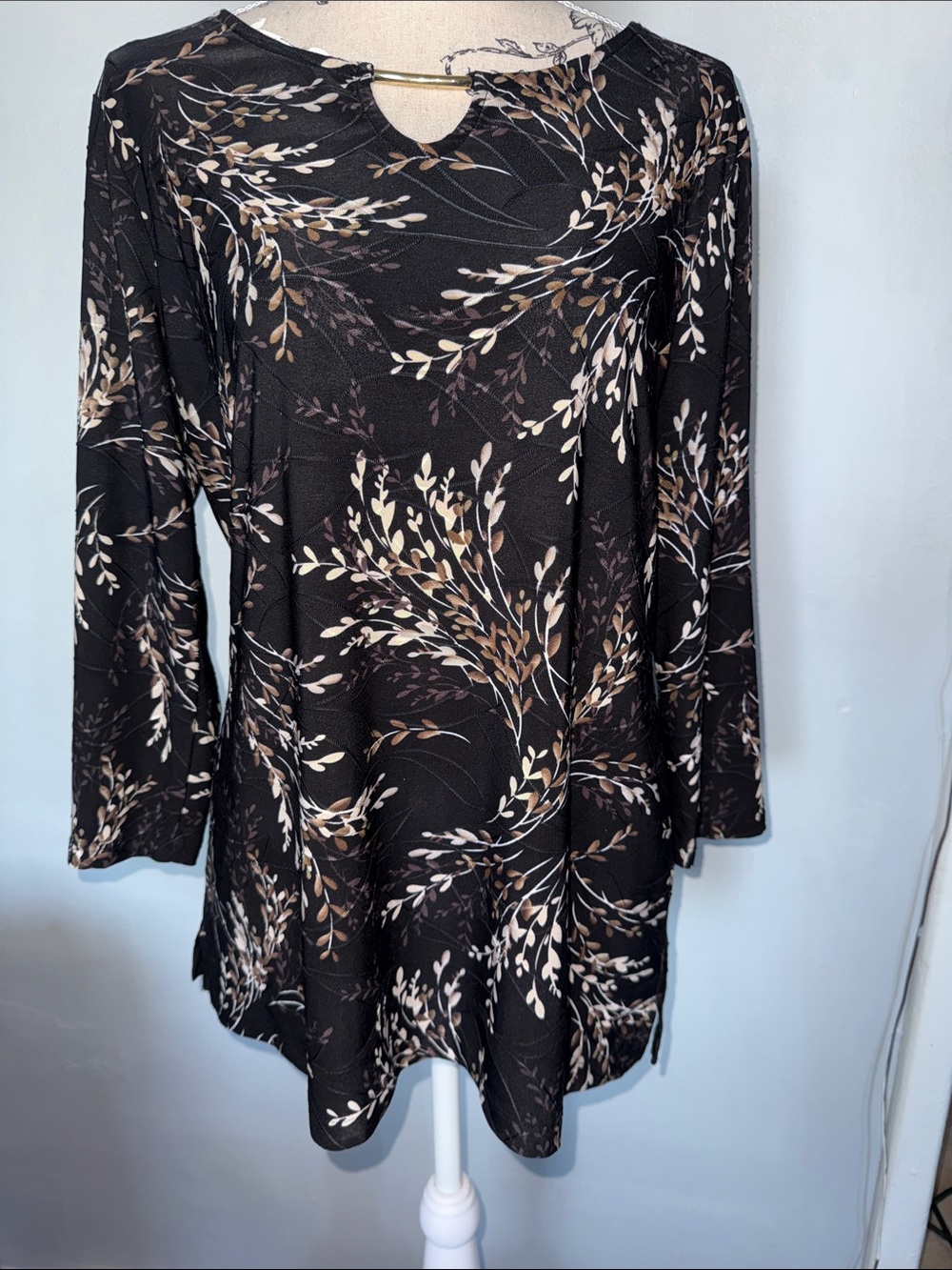 croft & barrow Black Botanical Keyhole Tunic with Tan and Cream Leaves